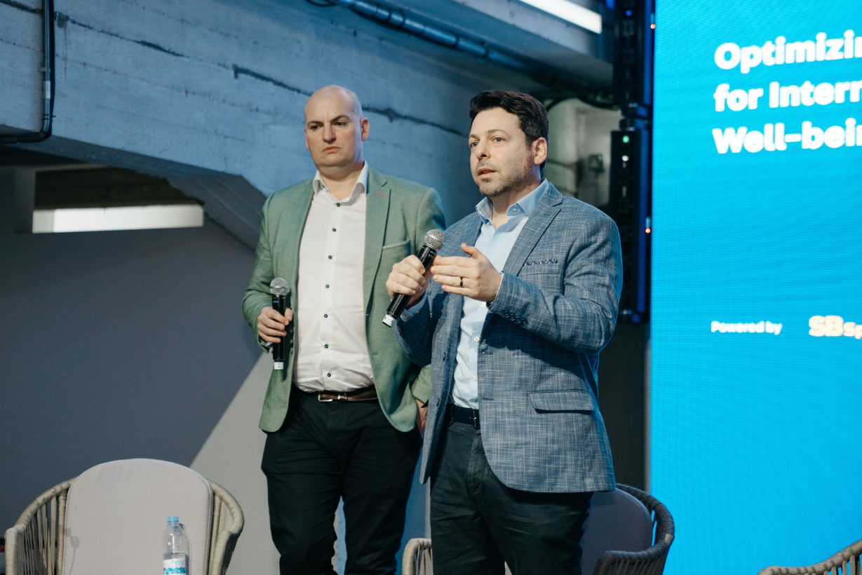 Никос Россос Брокерс Лимитед на мероприятии techisland.